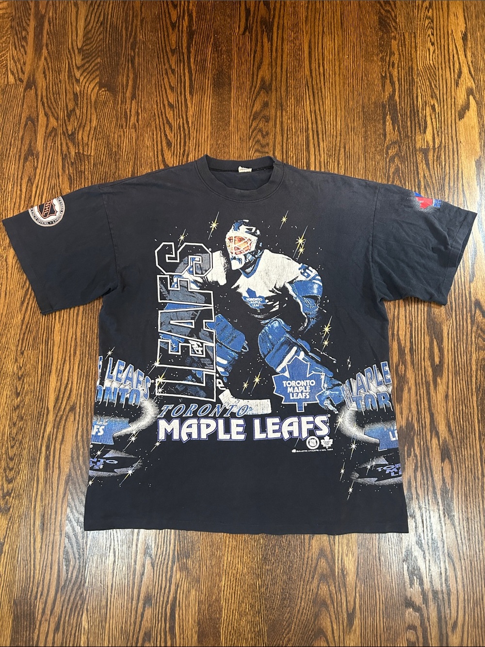 Vintage 90s Toronto Maple Leafs All Over Print Graphic T-Shirt
